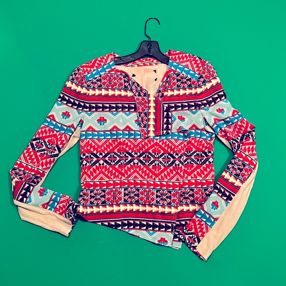 BCBGMaxAzria Jackets & Blazers - 𝑩𝑪𝑩𝑮𝑴𝒂𝒙𝑨𝒛𝒓𝒊𝒂 “𝑨𝒔𝒉“ 𝑱𝒂𝒄𝒌𝒆𝒕